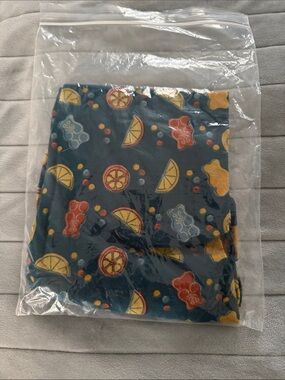 LuLaRoe Leggings with Gummy Bear & Citrus Print